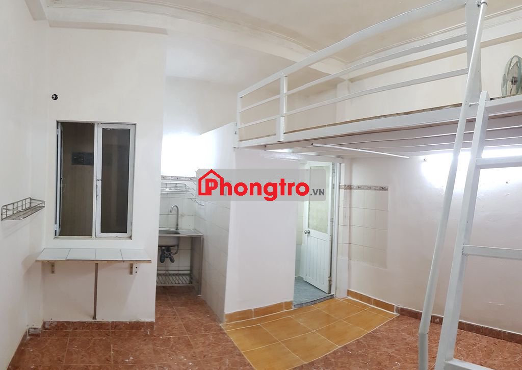 Phòng 30m2, gác, điểu hoà, gần ngã 3 Tân Sơn Quang Trung, làng SOS