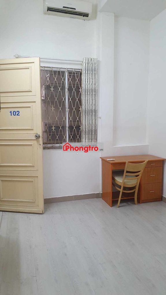 Còn 1P 25m2, có sẵn nội thất như hình giá tốt trung tâm quận 3