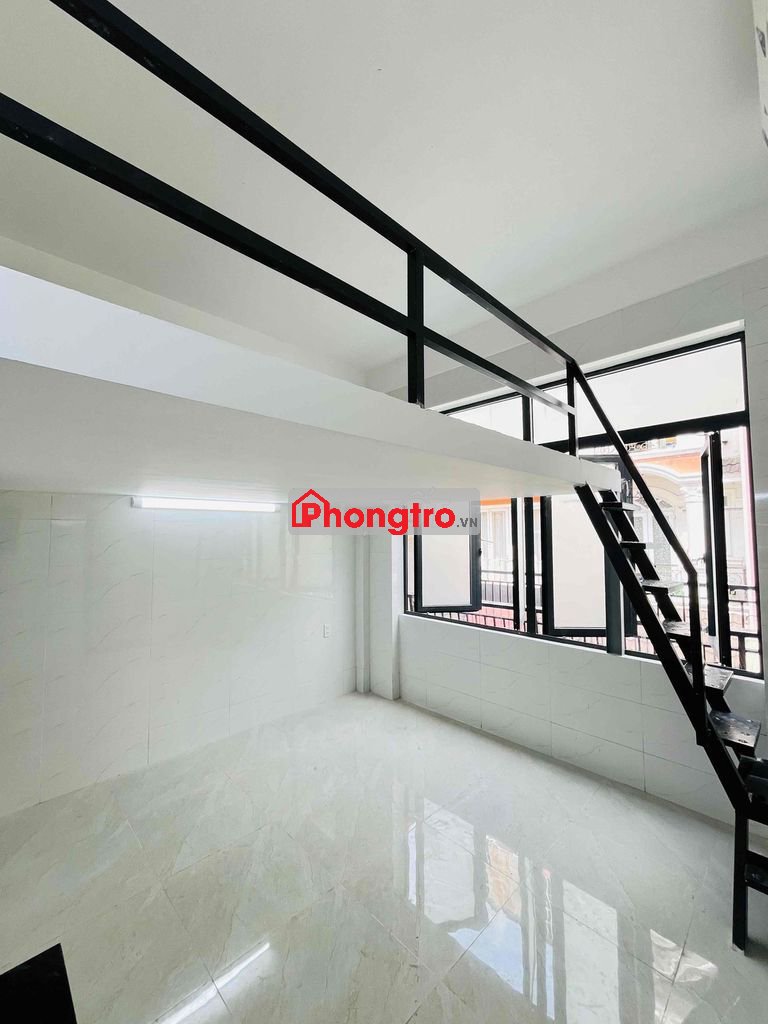 phòng ban công ,Cửa sổ thông thoáng, không chung chủ , giờ giấc tự do