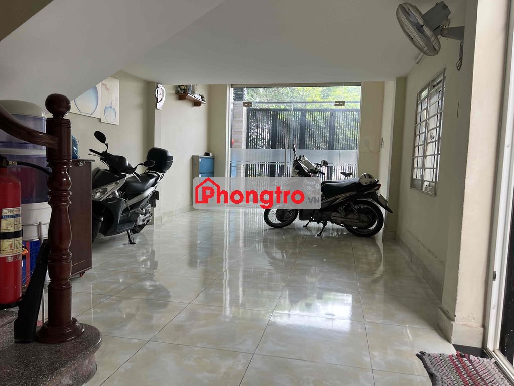 Phòng trọ dành cho nữ. Đường D2/ Nguyễn Gia Trí