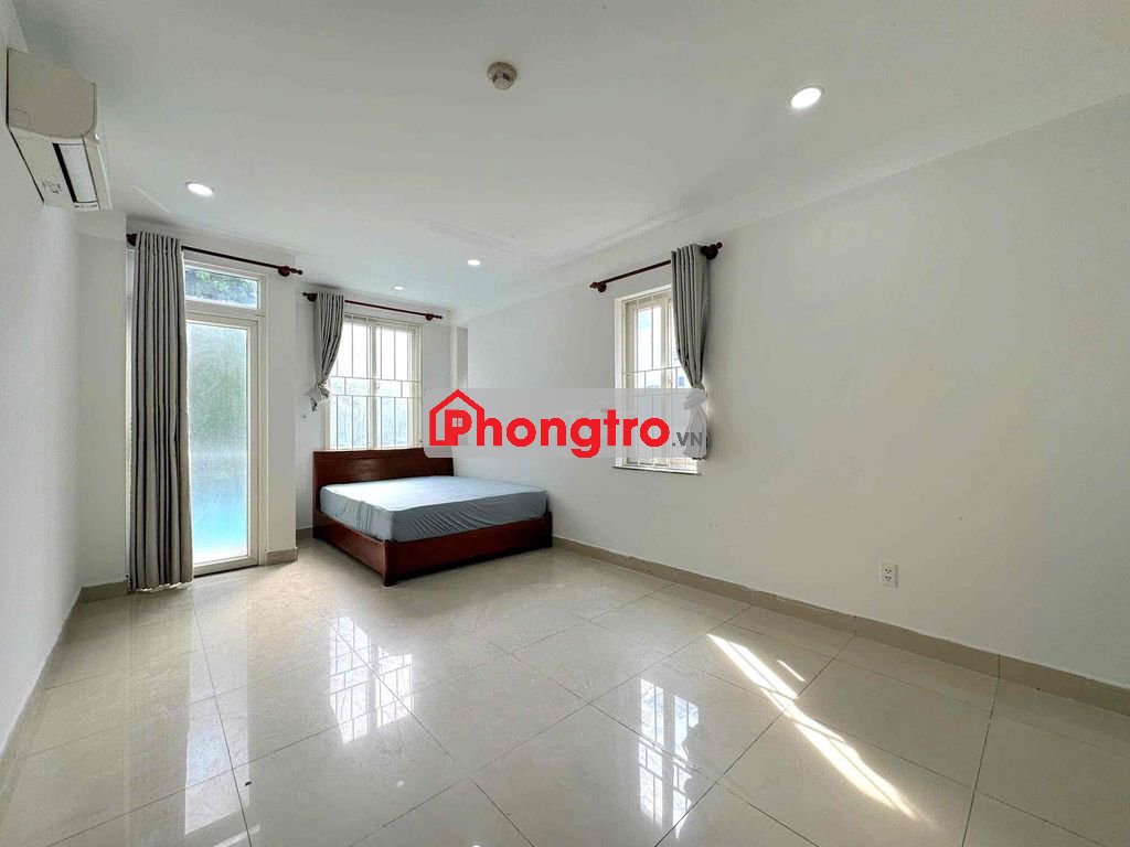 TRỐNG SẴN GIÁ RẺ GẦN CÔNG VIÊN PHẦN MỀM