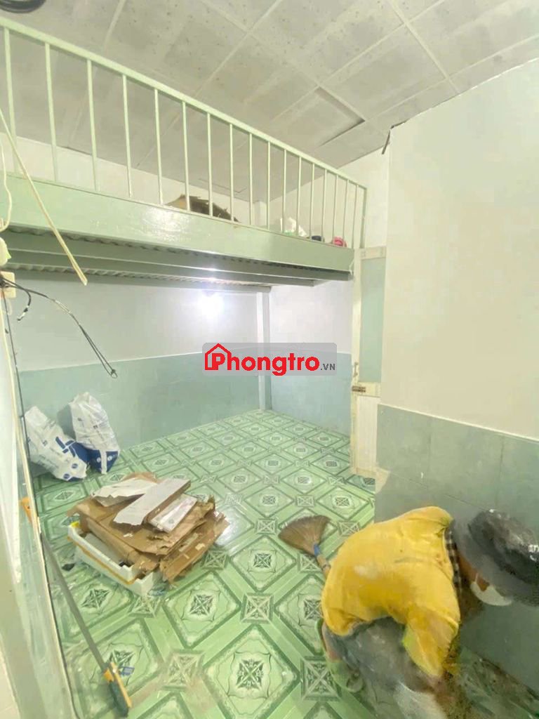 Trống 1p Lầu 1 ở Lê Đình Cẩn gần chợ tiện lợi