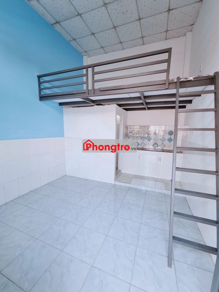 Phòng mới đẹp gần ngã 4 Thủ Đức, Khu CNC, 20m2 có gác, vị trí tiện lợi
