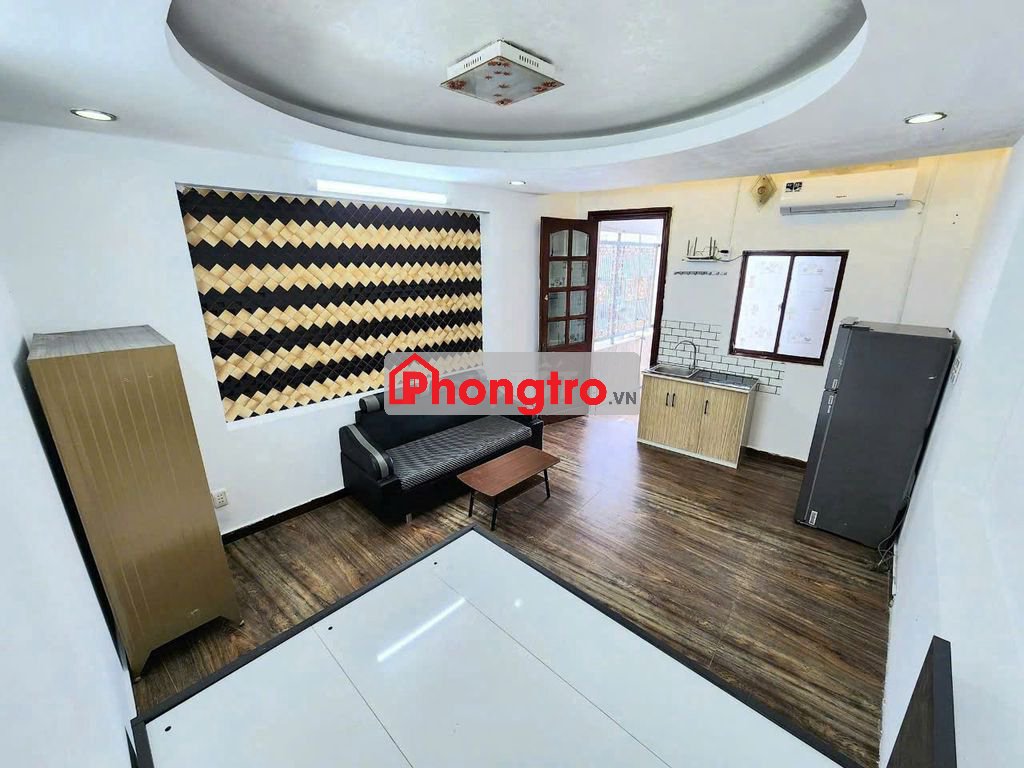 Phòng bancon 25m2 full nội thất cao cấp , wc riêng, tại Huỳnh Văn Bánh