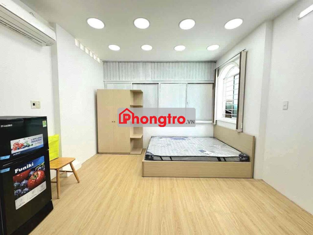 Cho thuê phòng CỬA SỔ LỚN ngay Thủ Khoa Huân Q1 gần PHỐ ĐI BỘ ( 30m2 )
