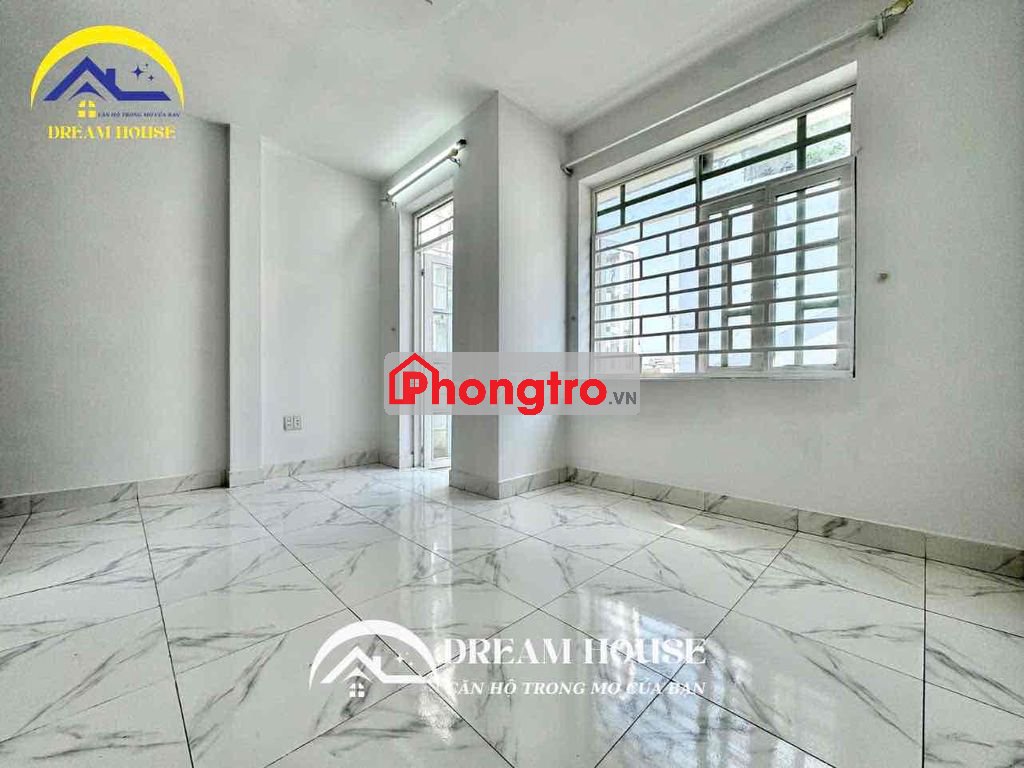 Phòng Trọ Zá Rẻ Ban Công Riêng Nhà Mới Ngay Lê Văn Quới