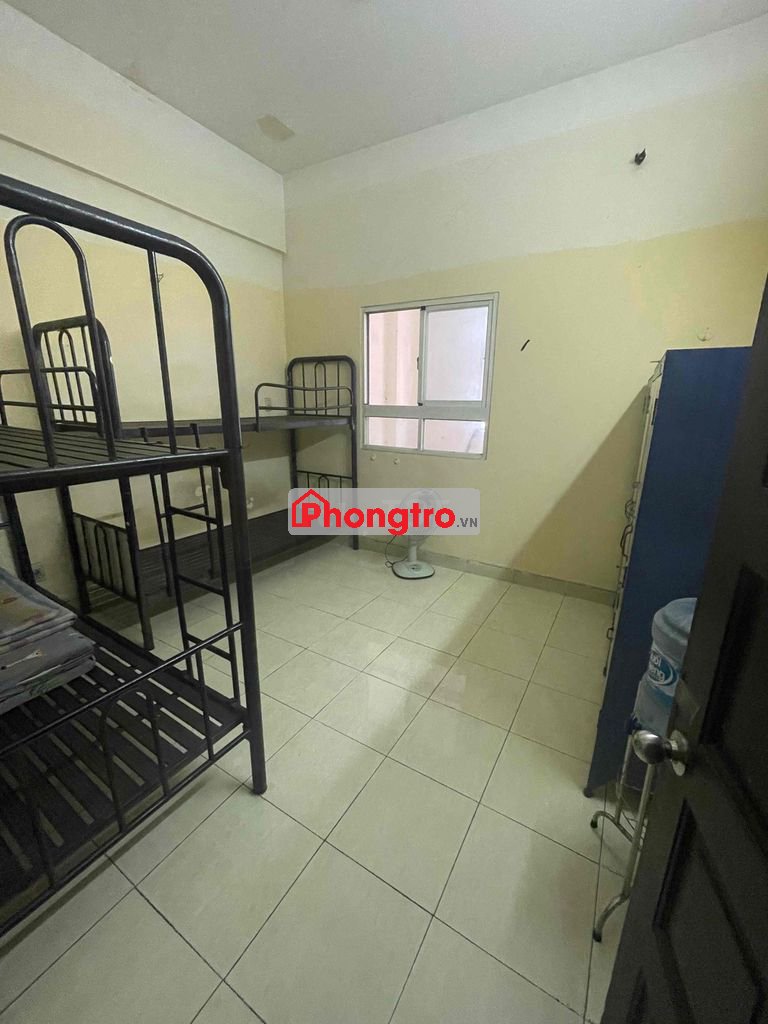 Cần Nam Ở Ghép Phòng Trong Nhà Nguyên Căn