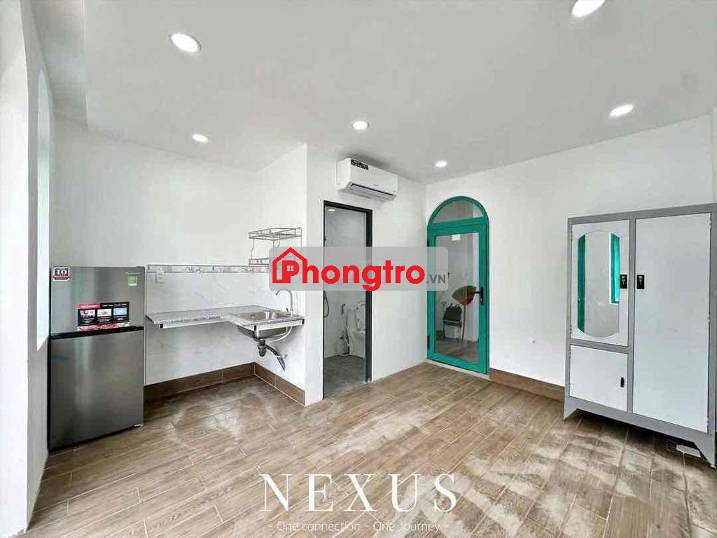 CHDV ban công mới xây cách VLU cơ sở 3 50m