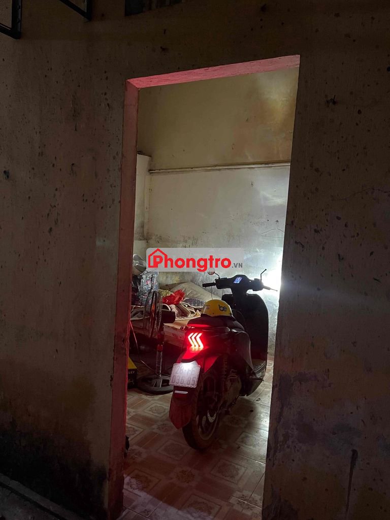 mình về quê cần nhượng lại phòng trọ ưu tiên bạn nào ở luôn