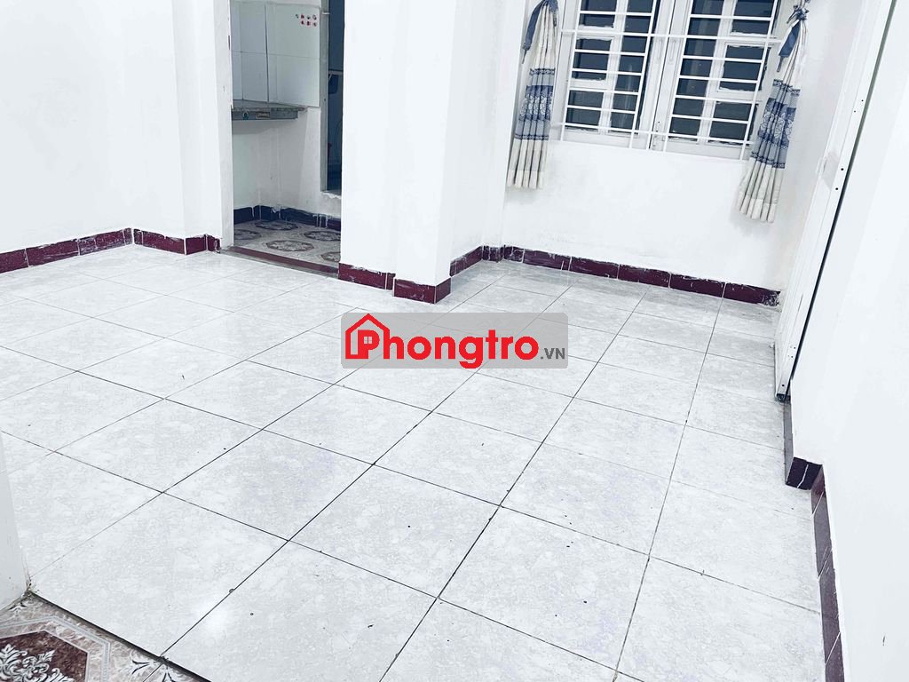 căn studio (gần chợ Tân Định) có bancong rộng , có bếp riêng