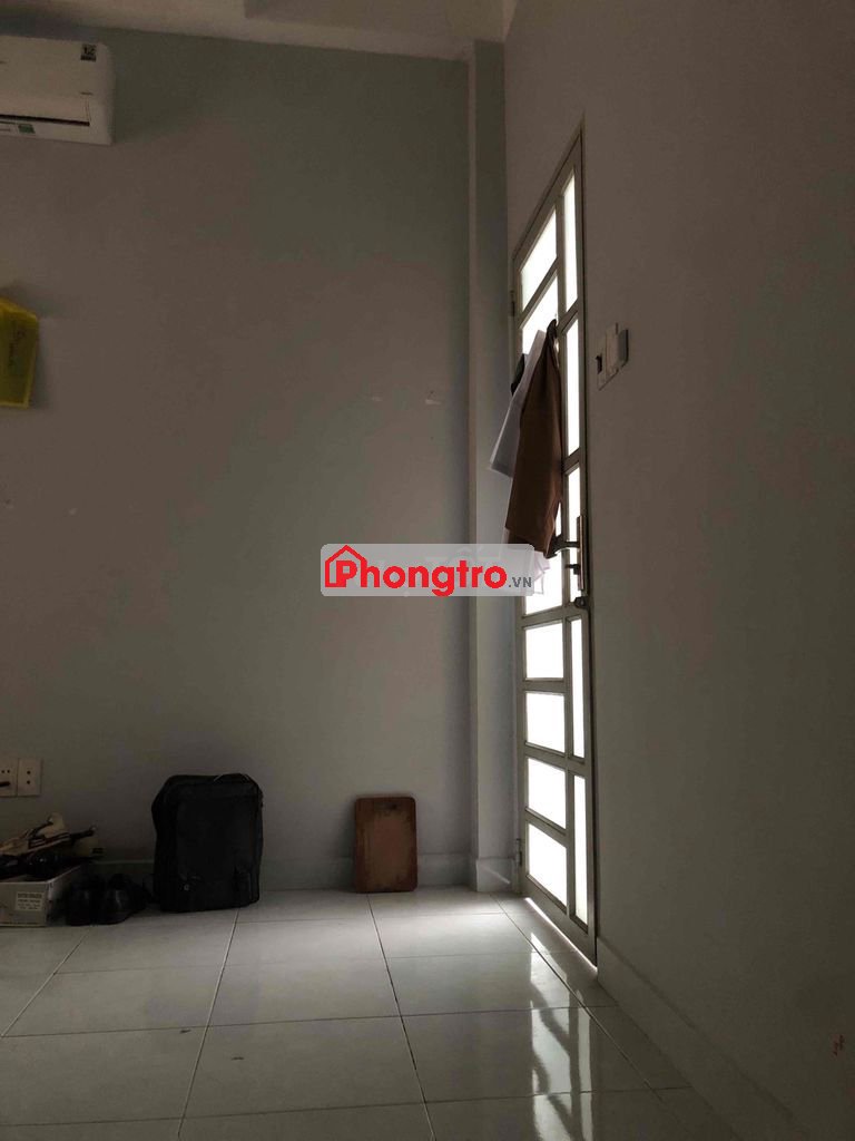 Tìm Bạn ở ghép ngay công viên làng hoa