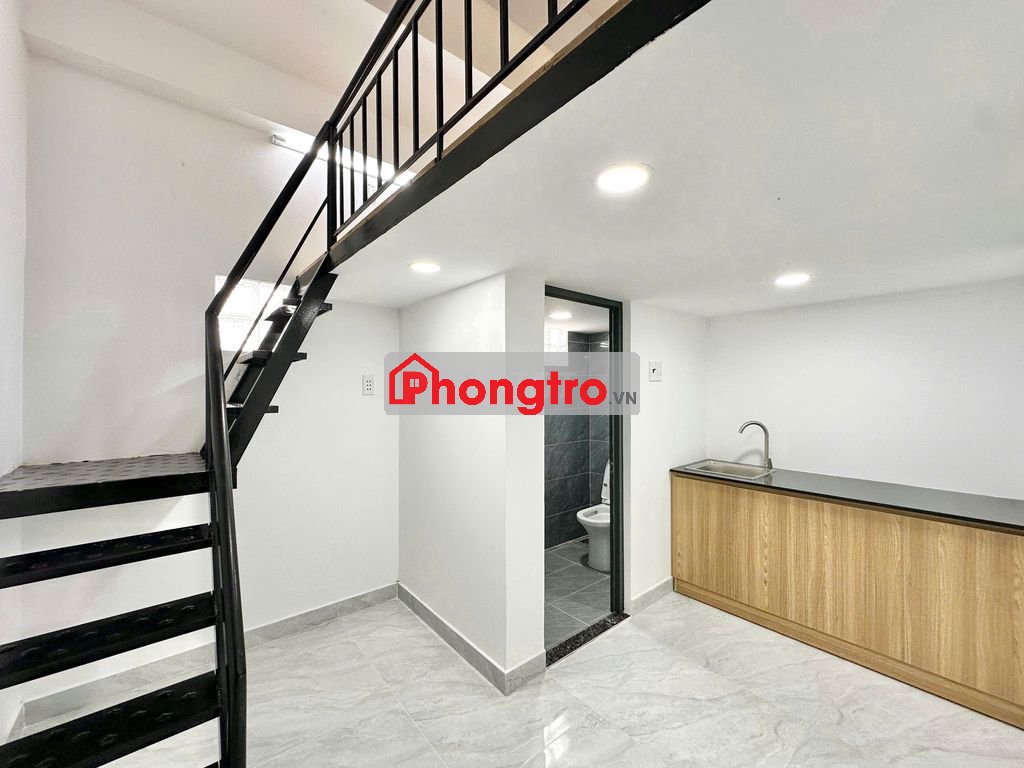 Cho thuê phòng gác 2,8tr có máy lạnh - thang máy, máy giặt