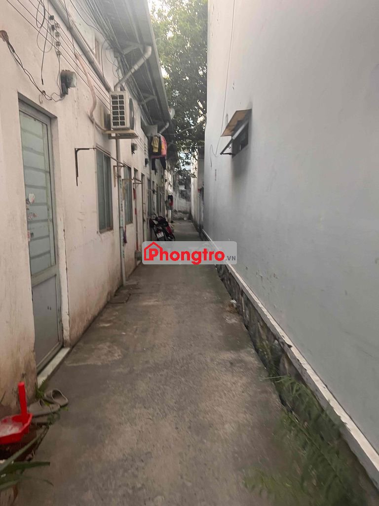 phòng trọ ngay Gigamall giá chỉ 2 triệu 8