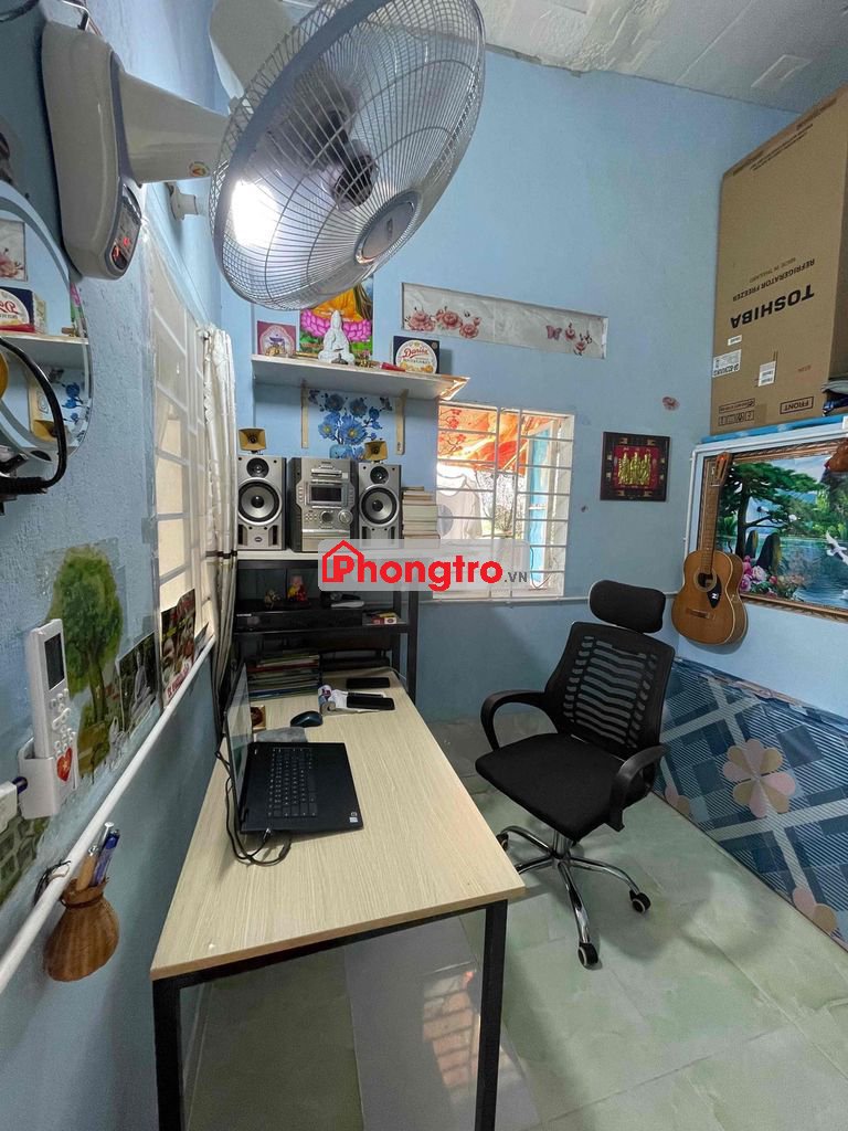 phòng trọ 900k có wifi- 12m2- đường Bùi Văn Ngữ- ngay chợ Ba Bầu