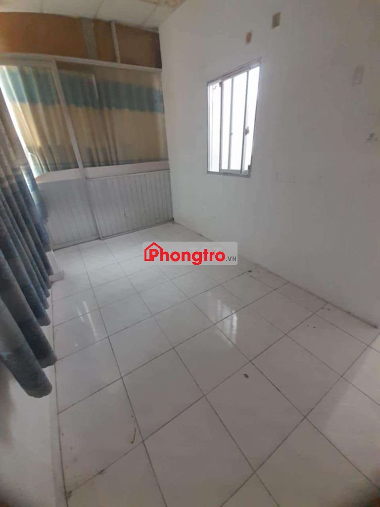 Phòng có sẵn MÁY LẠNH ở BÌNH GIÃ P13 gần CHỢ