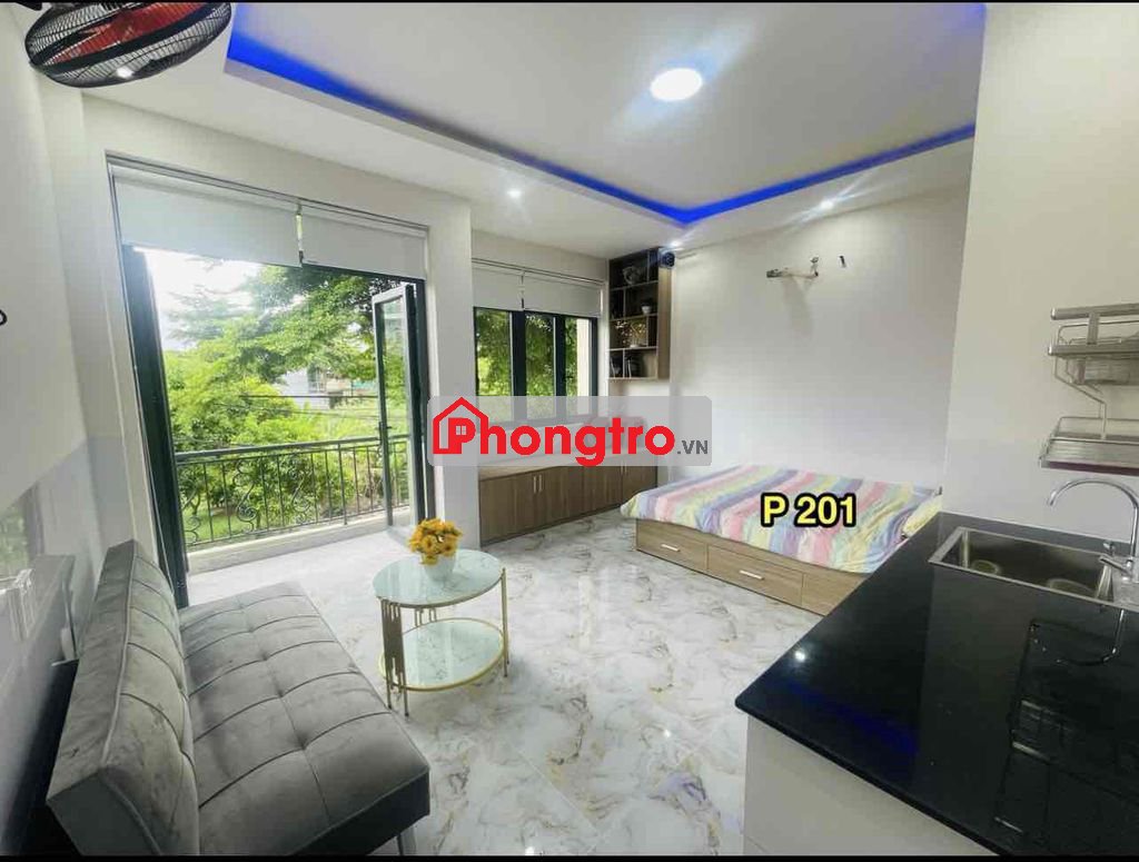 PHÒNG BAN CÔNG MỚI SẠCH ĐẸP - ĐỦ NỘI THẤT - GIỜ TỰ DO - XE FREE