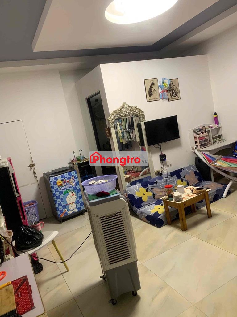 cần cho thuê phòng có banconl rộng rãi thoáng mát
