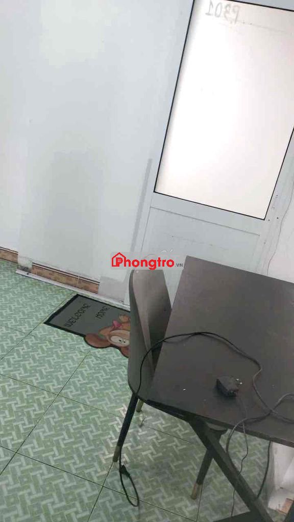 Cho thuê phòng LOGIA rộng, nhà mặt tiền gần chợ