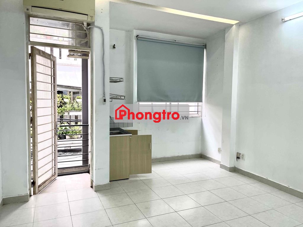 207 Phạm Văn Hai. Phòng 35m2, 1 PN, 1 PK, Bếp.