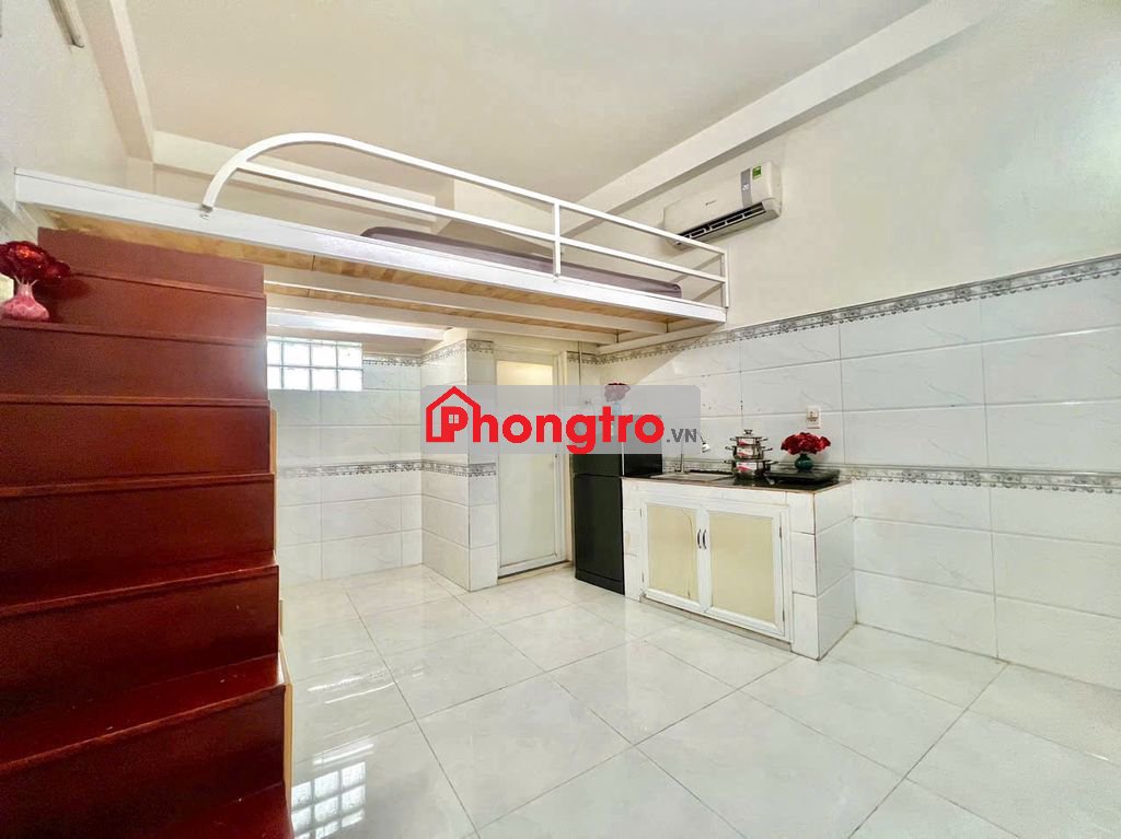 GÁC LỬNG ĐẦY ĐỦ TIỆN NGHI, CỬA SỔ GÒ DẦU. 2' ĐI AEON TÂN PHÚ