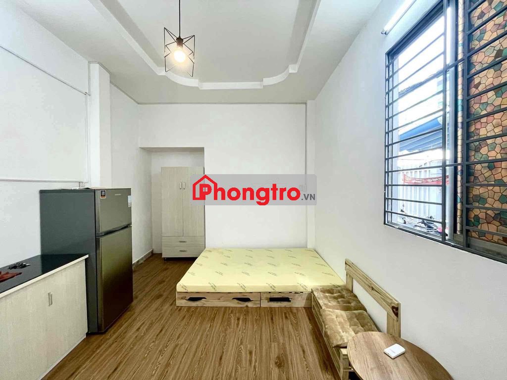 Cho thuê phòng quận 1 gần chợ Tân Định cửa sổ lớn