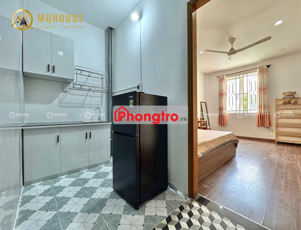 Phòng mới Full nội thất Thang máy 40m Gần Etown Cộng Hòa