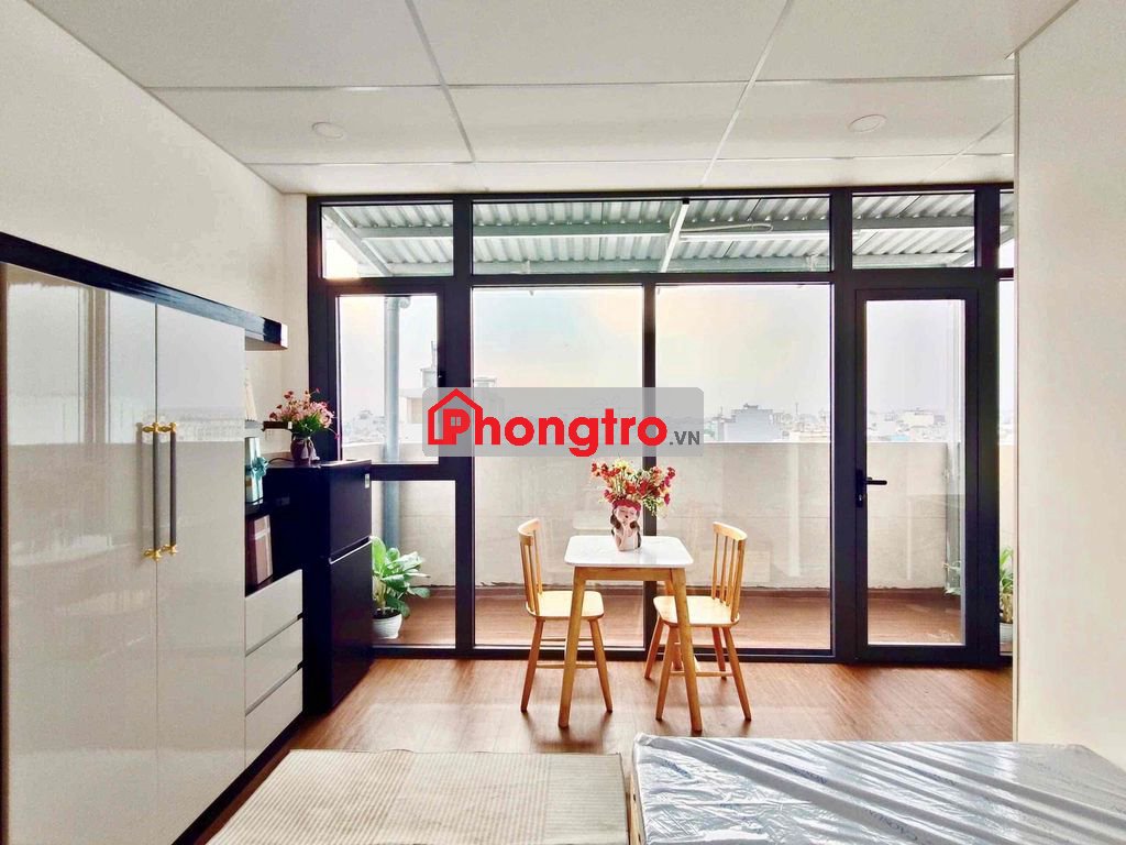 CHDV Mini Ban Công lớn ngay chợ Tân Hương