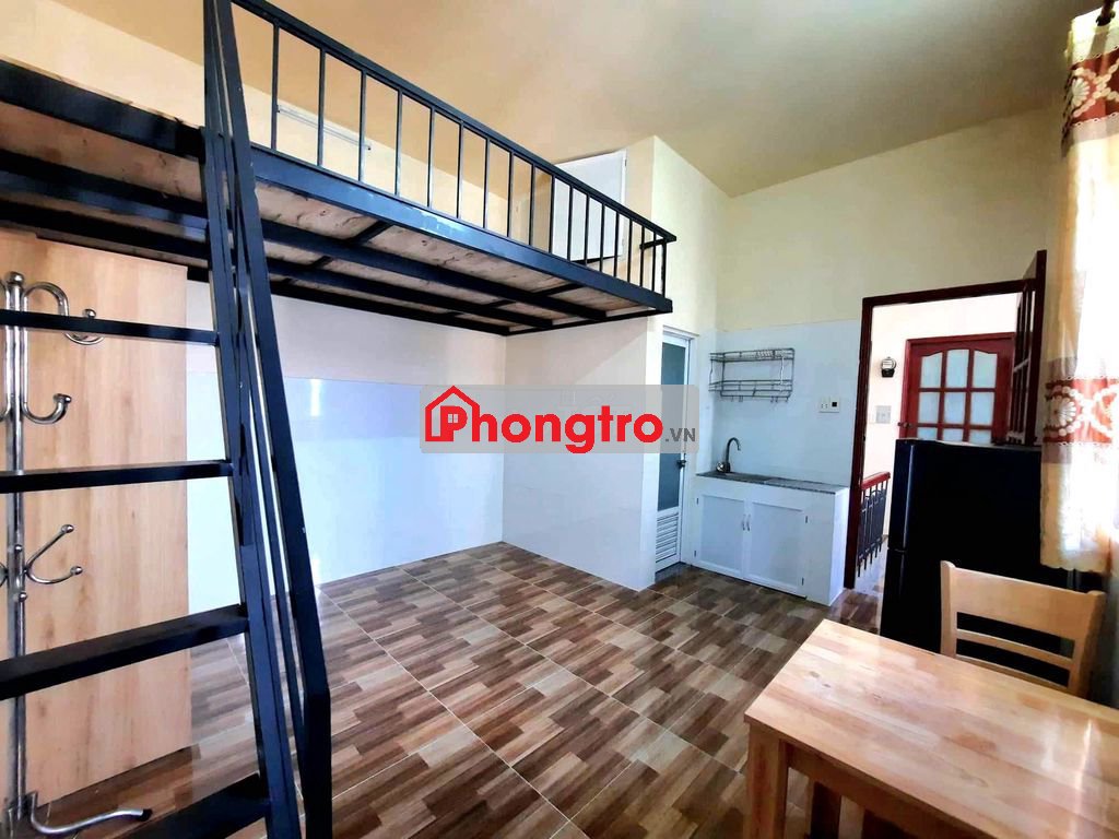 Phòng 30m2 Quận Tân Bình có gác, nội thất đầy đủ, ban công riêng