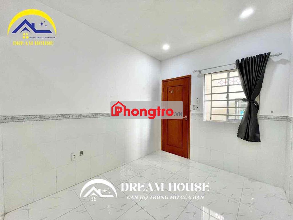 Cách ĐH Công Thương 100 Mét - Cửa Sổ Thoáng - Sẵn Máy Lạnh