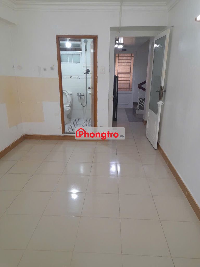 Phòng 20m2 mới, đẹp, giá 2,8tr cạnh siêu thị GO! Tô Hiến Thànhquận 10