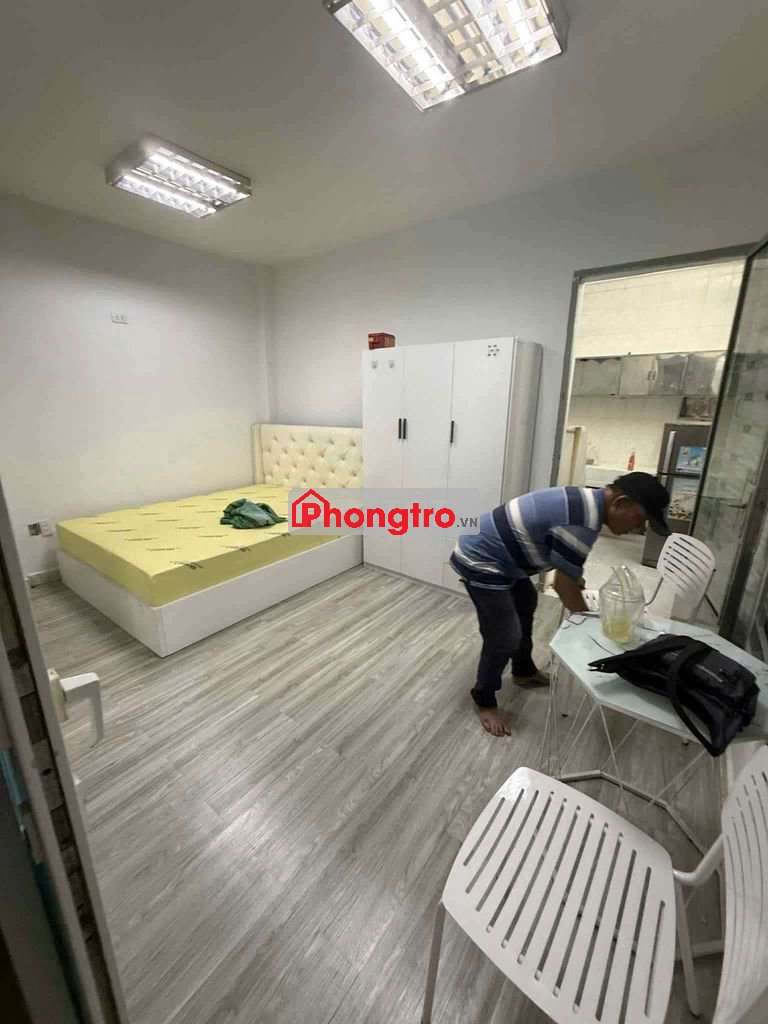 Cần Pass phòng sau tết, hợp đồng còn tới tháng 7.2026. 1PN tách bếp