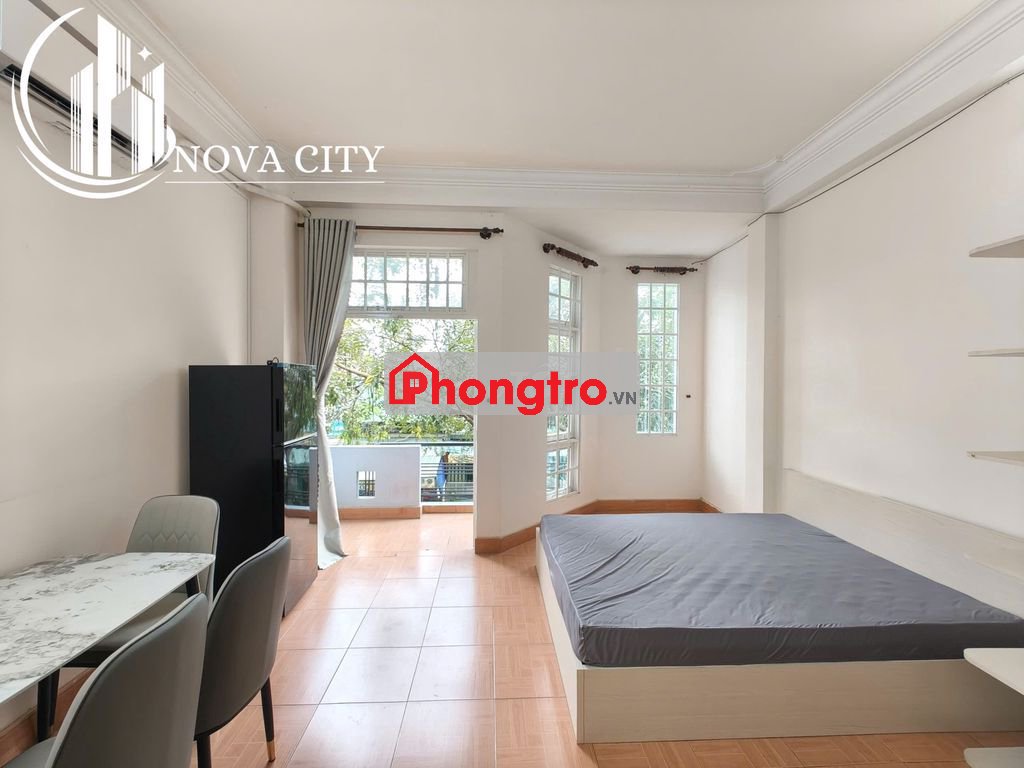 Mới khai trương gần Parcmall - Ban công Cửa sổ - Full nội thất