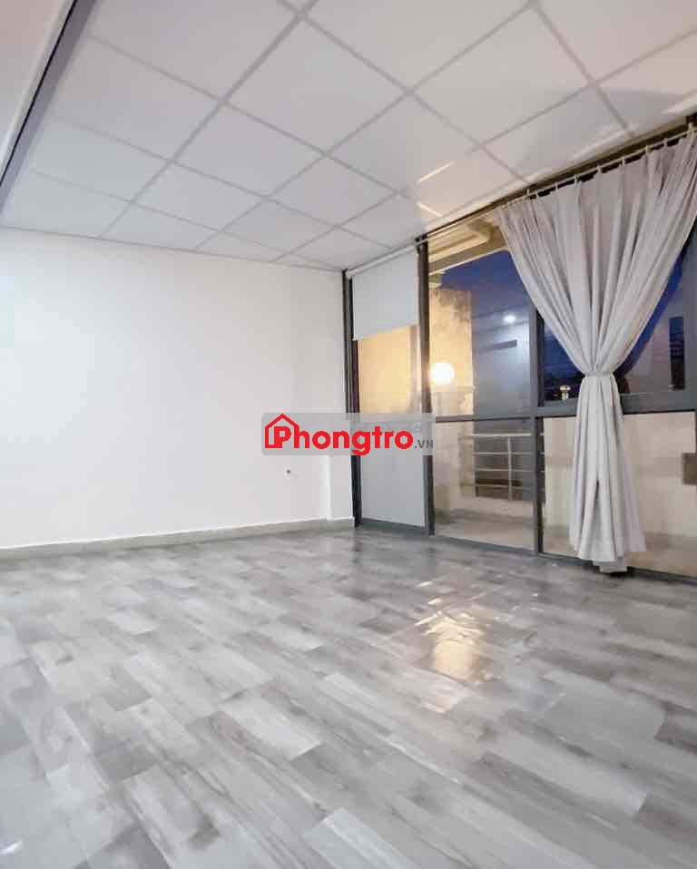 Phòng có ban công giá rẻ quận 1