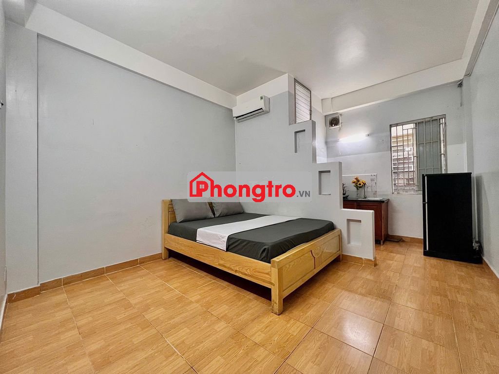 PHÒNG CAO CẤP THOÁNG NGAY NGUYỄN THỊ THẬP GẦN CHỢ TÂN MỸ