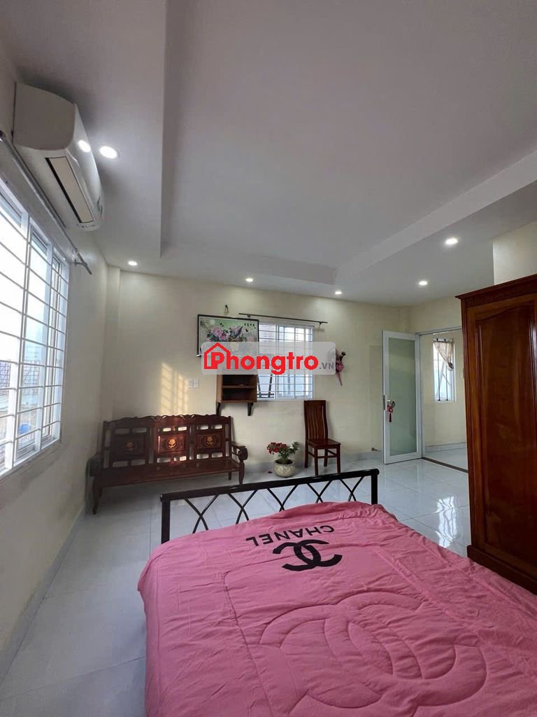 cho thuê chdv toilet riêng Lê Văn Lương, gần PETRO GAS, sạc xe điện