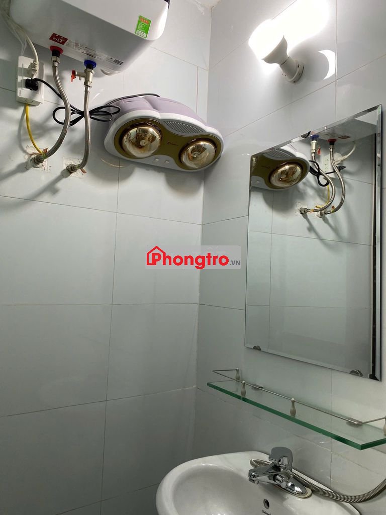 Cho thuê phòng Phúc Tân, đầy đủ tiện nghi, gần trung tâm