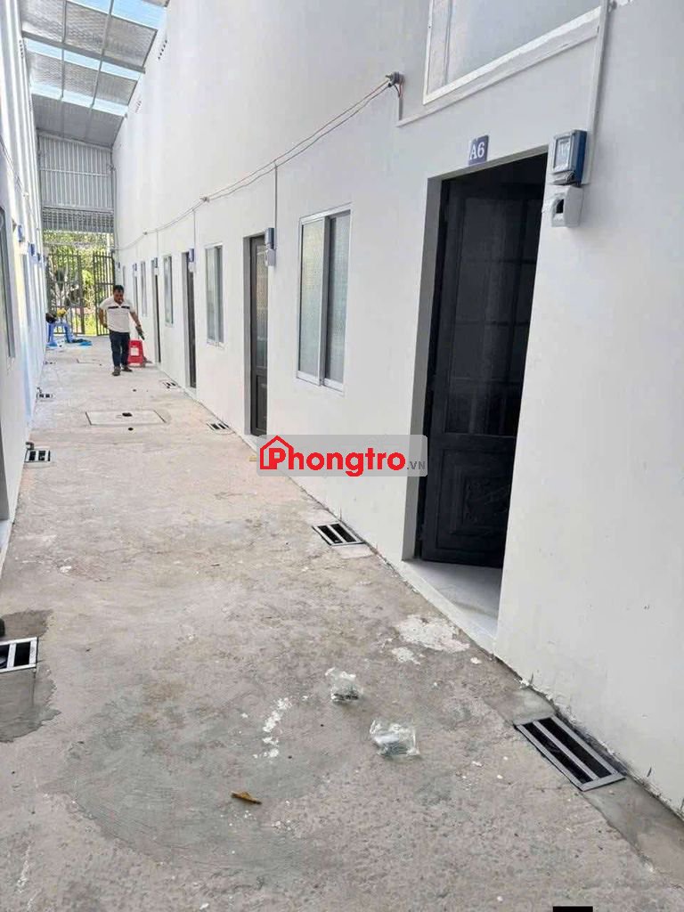 HÌNH THẬT GIÁ THẬT,KHAI TRƯƠNG DÃY TRỌ NHẬN XE ĐIỆN KẾ BÊN LÂM VĂN BỀN