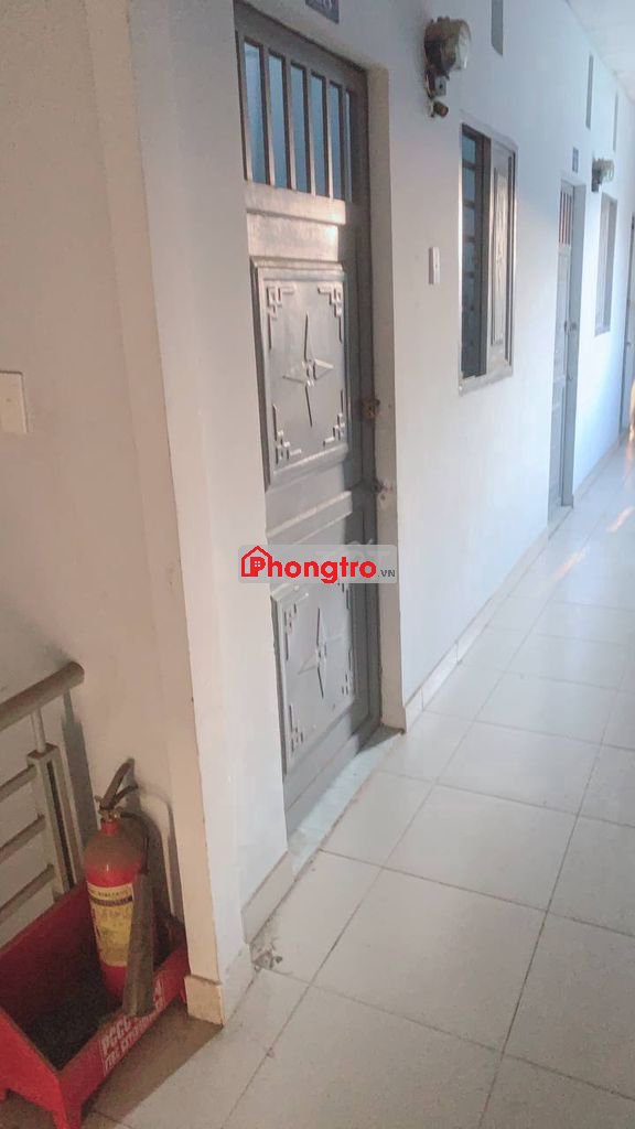 phòng trọ mặt tiền 20m2 giá 1trieu 9 giờ giấc tự do nhà xe miễn phí