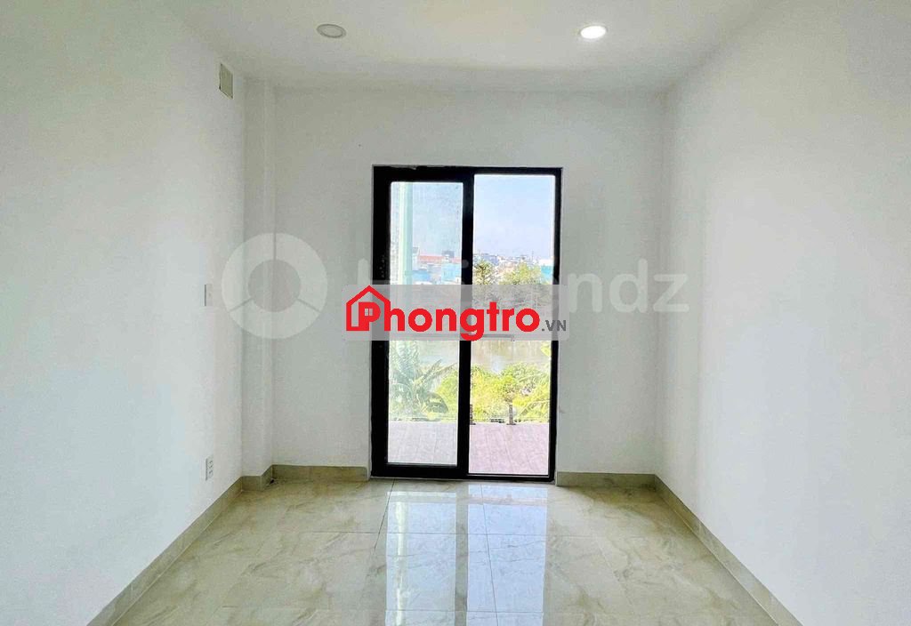 STUDIO BAN CÔNG SIÊU THOÁNG CHO NUÔI THÚ CƯNG THUẬN TIÊNN Q6 Q5