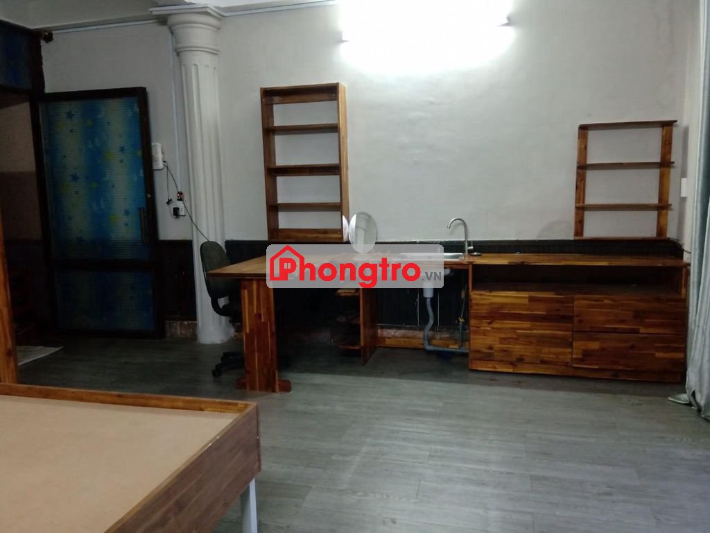 Phòng trọ Quận Bình Thạnh có ban công 25m²