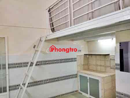 dãy trọ có gác có vân tay xe dẩn vào phòng