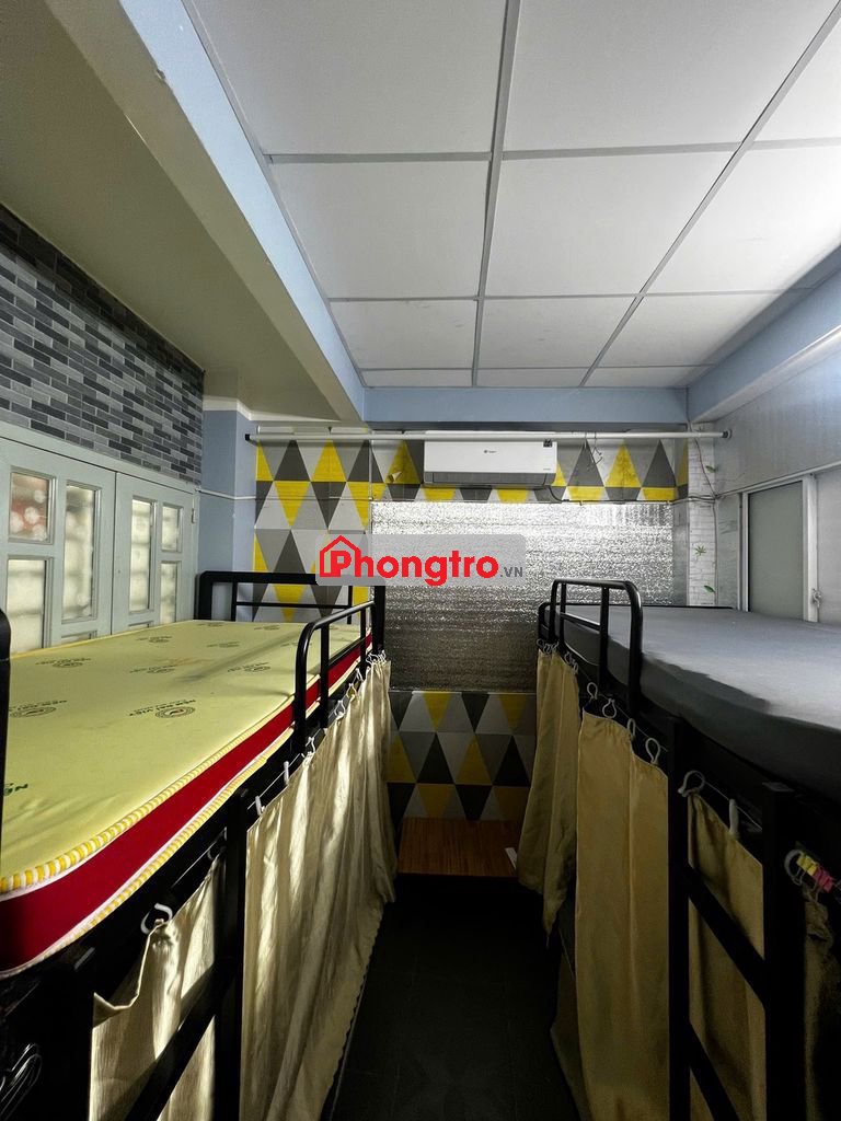 Phòng KTX DORM 4 người (Nam) - Quận 10 - 1tr6 Bao chi phí