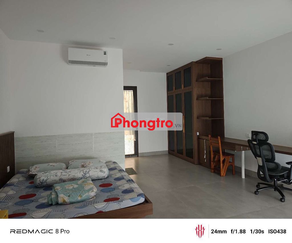 Phòng mới đầy đủ tiện nghi vô ở liền