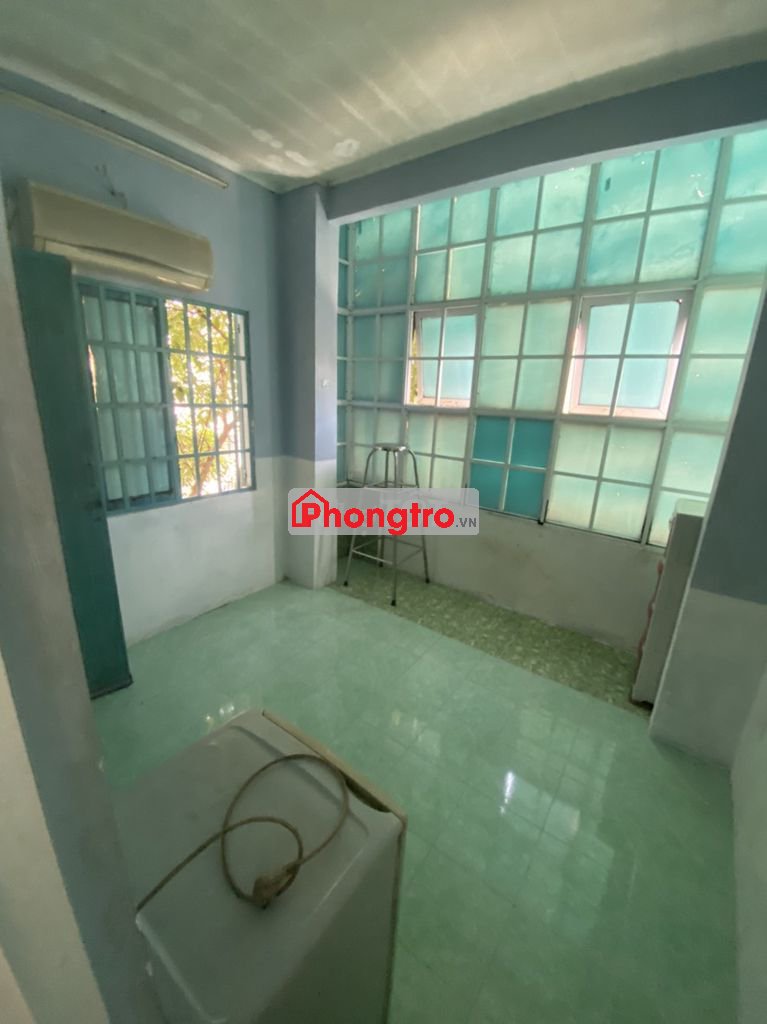 Phòng giá rẻ 180 XVNT gần Hàng Xanh