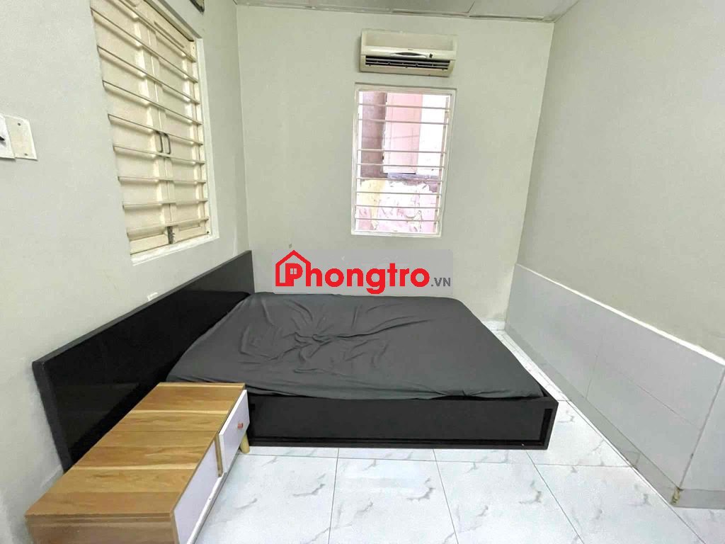 Phòng Phú Mỹ Full Nội Thất giá 3tr6 cửa sổ