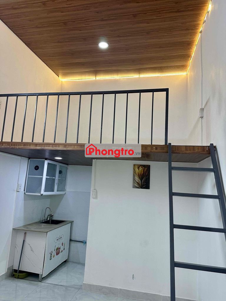 PHÒNG ĐẸP CÓ MÁY LẠNH KHÔNG CHUNG CHỦ GẦN TRƯỜNG ĐH NGUYỄN TẤT THÀNH