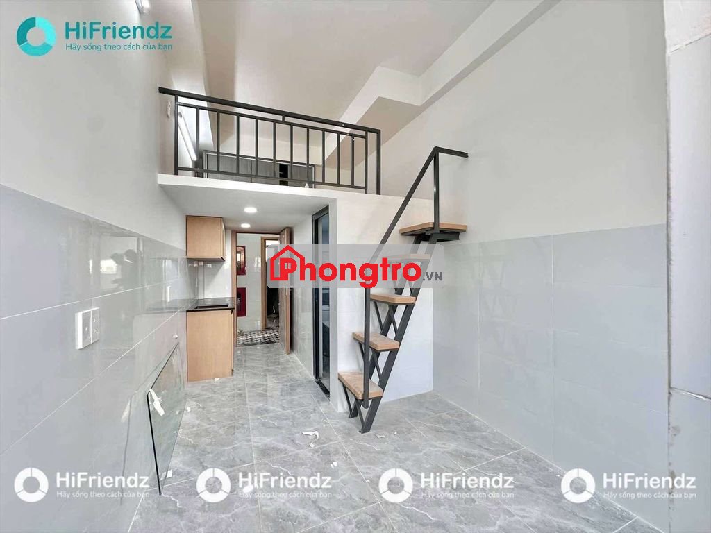 Phòng ban công Giá tốt đi bộ qua GTVT - LĐXH - CVPM