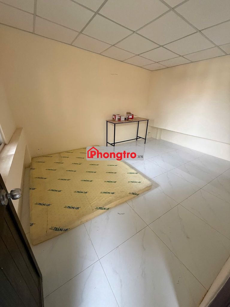 Cho thuê phòng đầy đủ diện tích điện nước già nhà nước