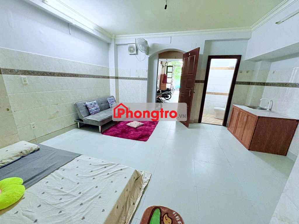 PHÒNG DƯỚI TRỆT NGAY CHỢ PHẠM VĂN CHIÊU Lê Đức Thọ