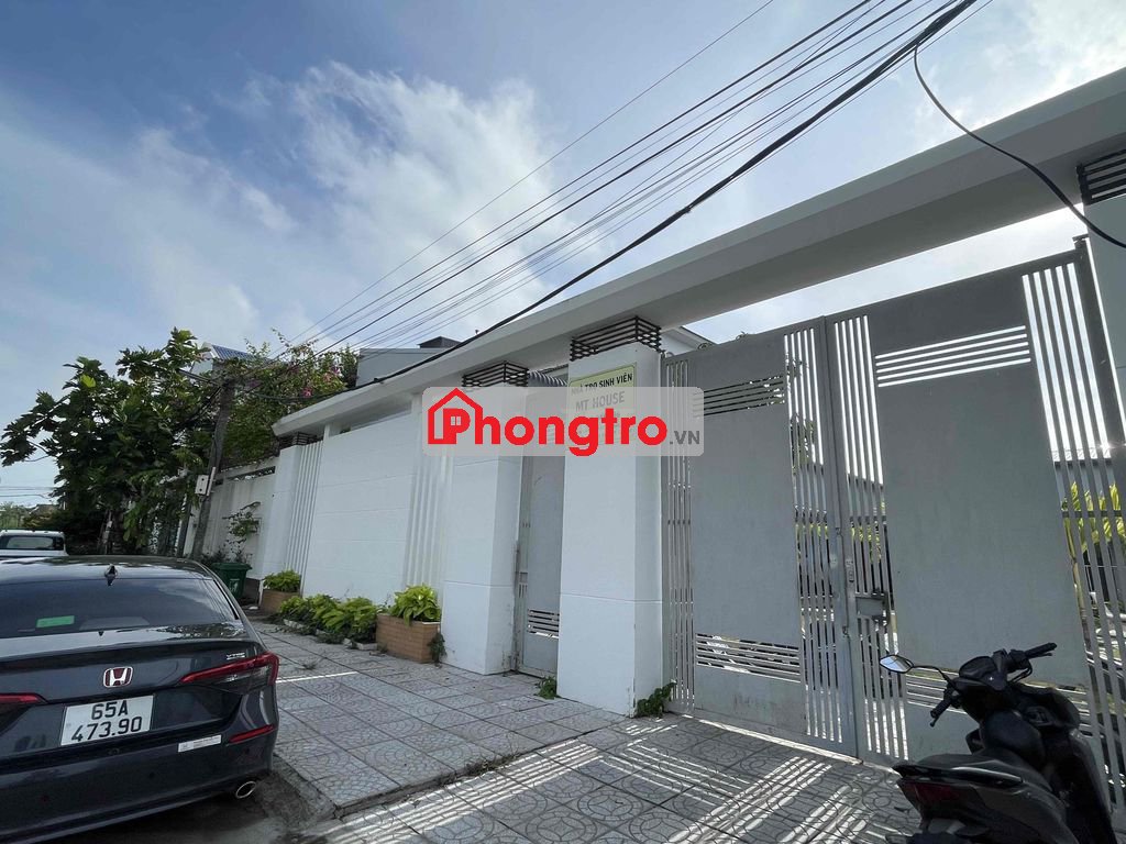 Cho thuê Mini House - Sân vườn - Máy lạnh